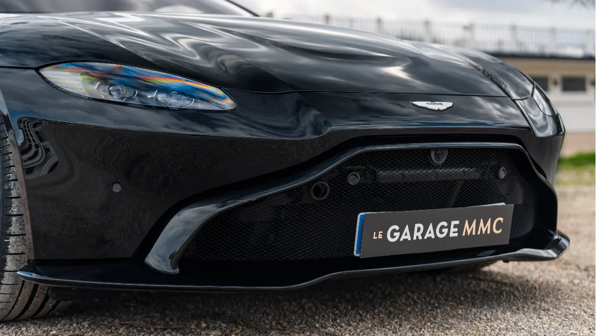 Aston Martin V8 Vantage II